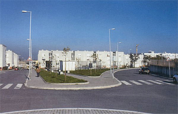 Bairro de S. Gens junto � Piscina de Cust�ias
