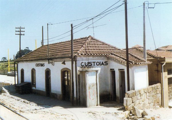 Antiga Esta��o Ferrovi�ria de Cust�ias