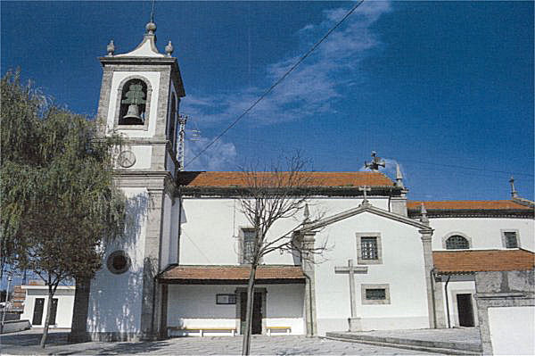 Igreja de S�o Tiago de Cust�ias
